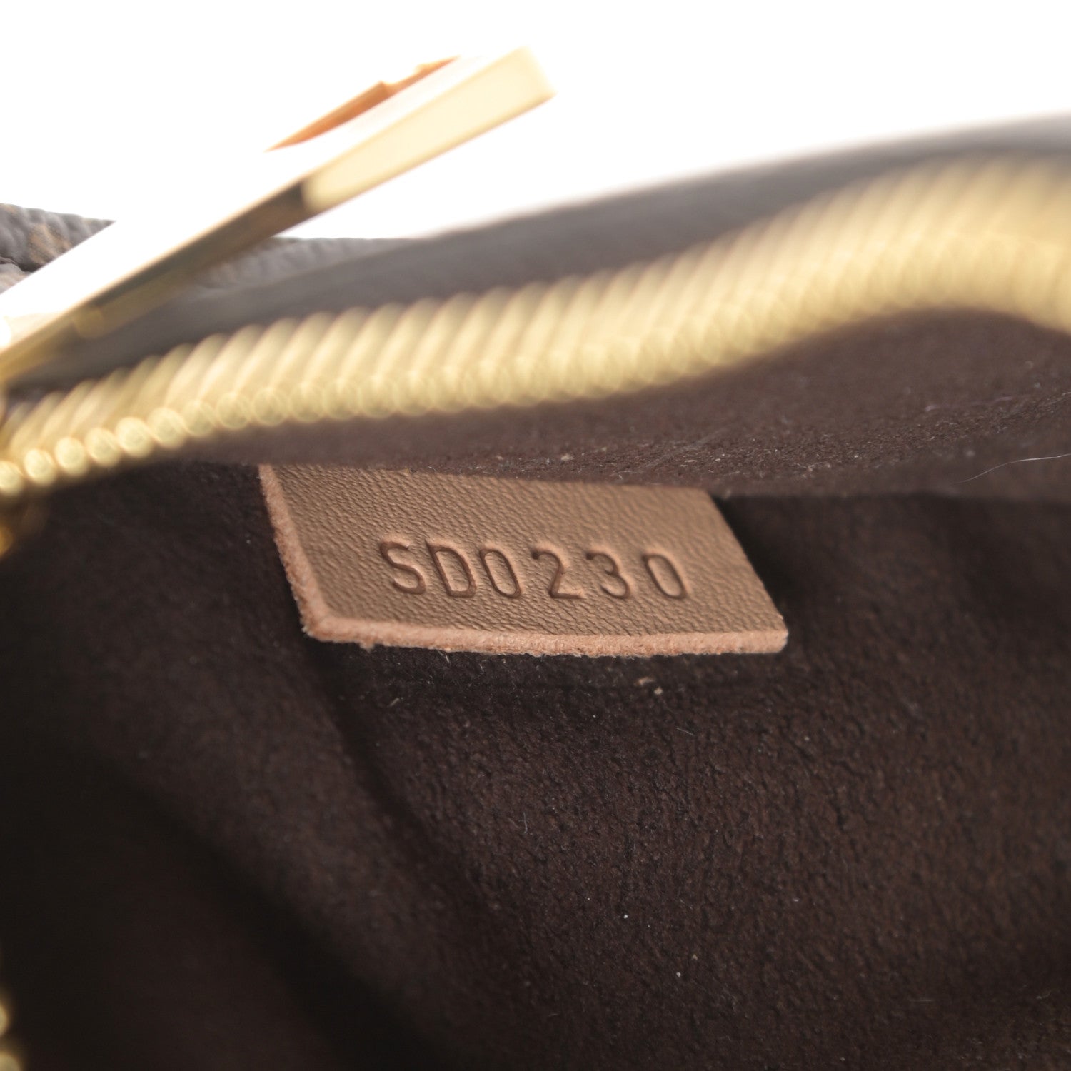 Louis Vuitton Monogram Pochette Metis 8 of 16