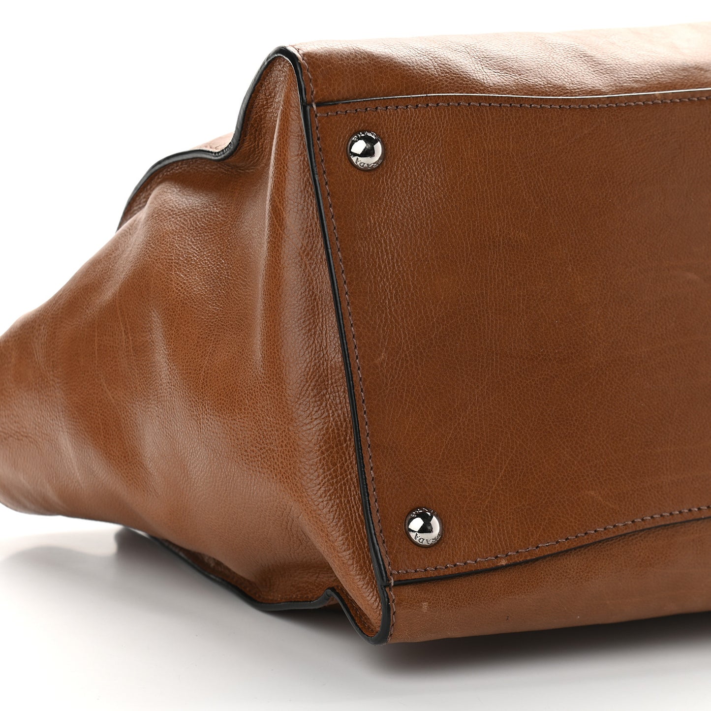 Glace Calf Twin Pocket Tote Cannella
