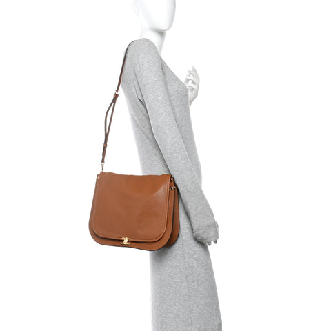 Shiny Lambskin Soft Triomphe Besace Bag Soft Tan