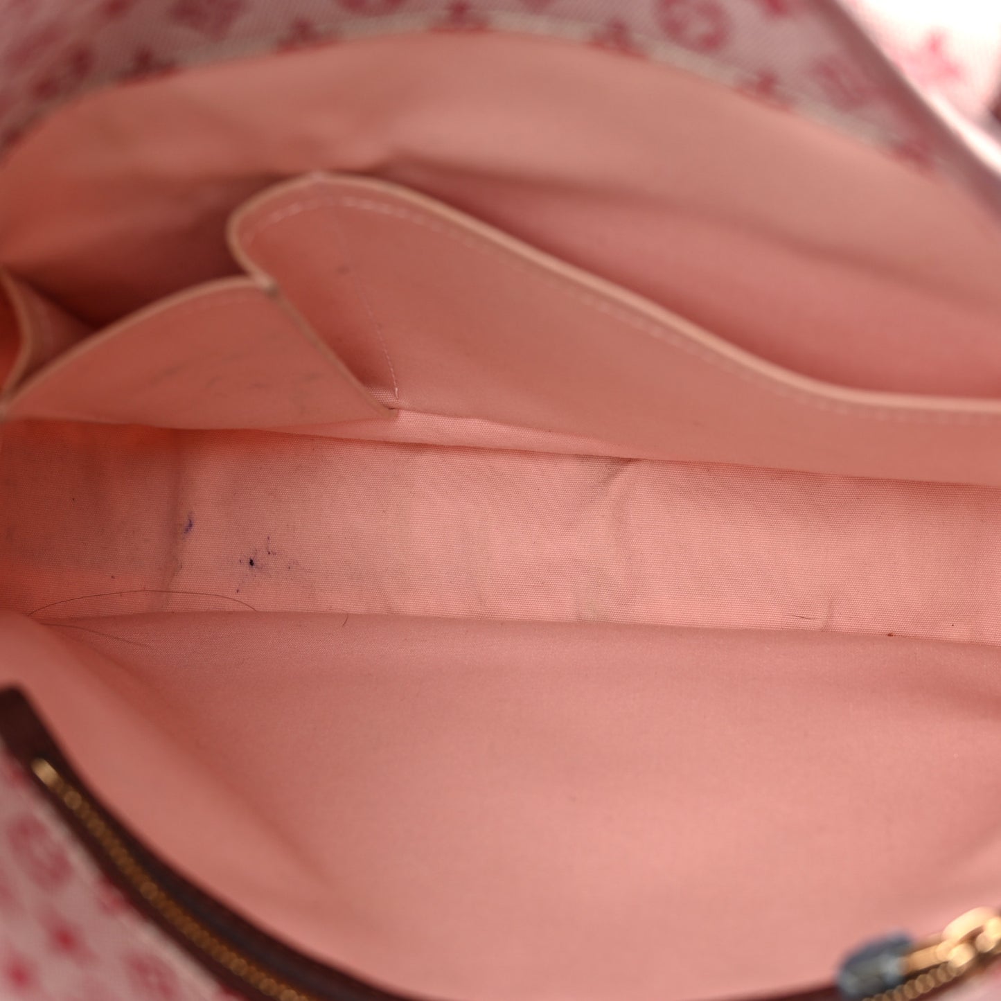 Mini Monogram Besace Mary Kate Cherry