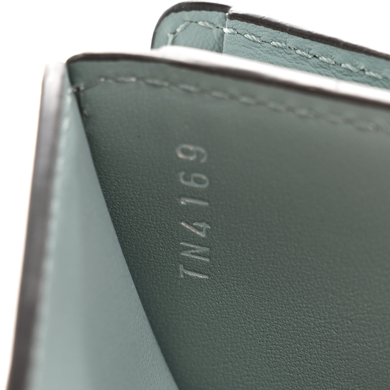 Louis Vuitton Mahina Iris Compact Wallet NM Vert Lagon 7 of 7