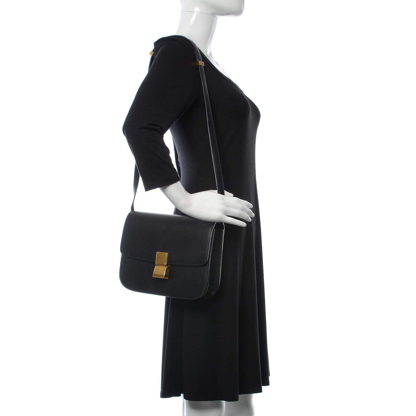 Box Calfskin Medium Classic Box Flap Bag Black