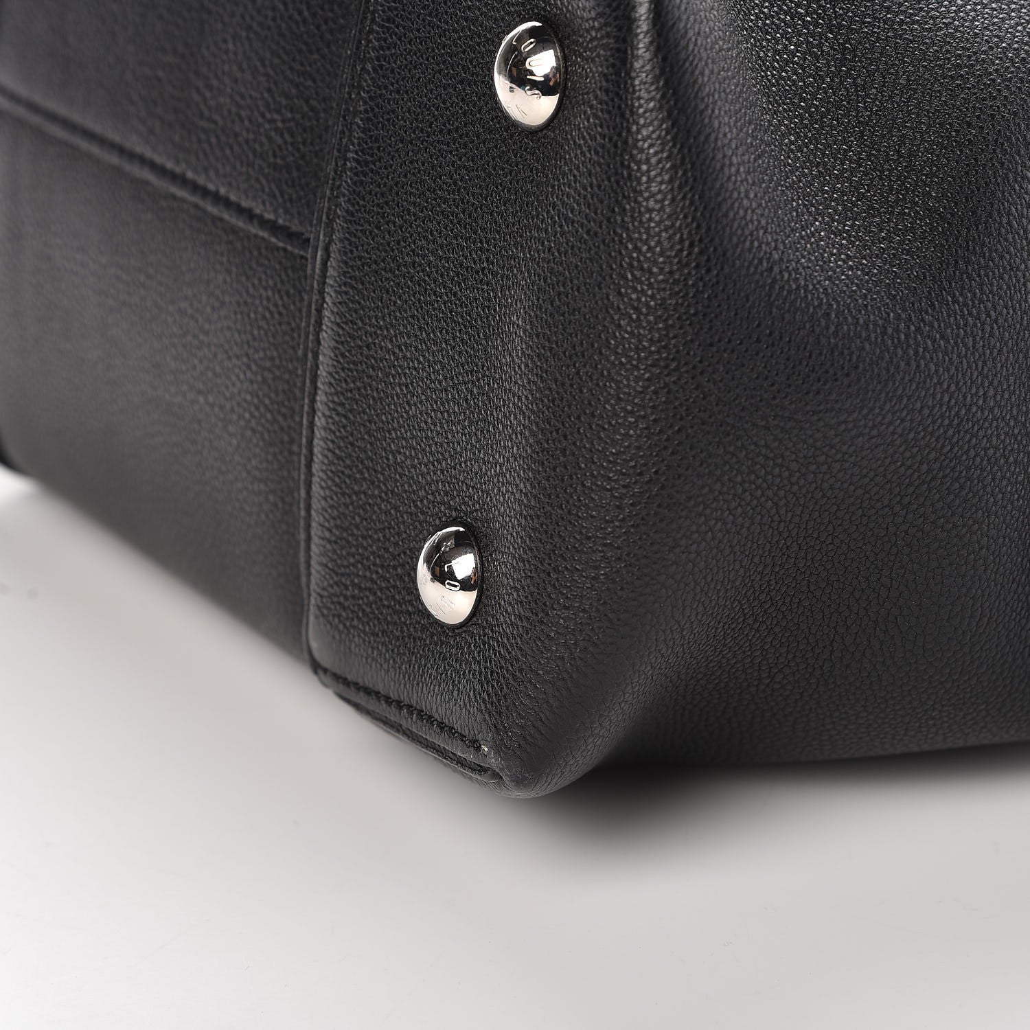Louis Vuitton Veau Cachemire Soft Lockit MM Black 21 of 21