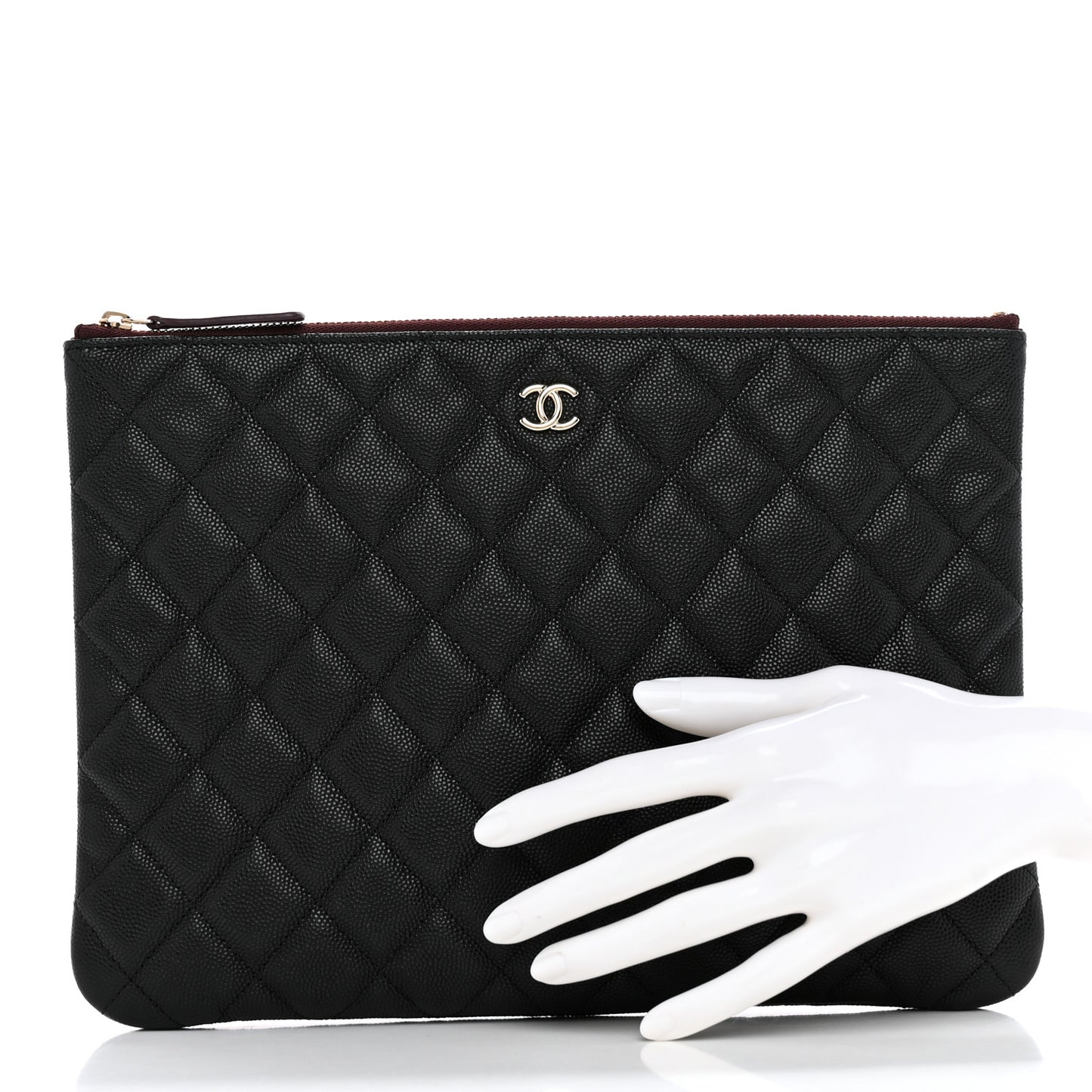 Caviar Quilted Medium Cosmetic Case Black