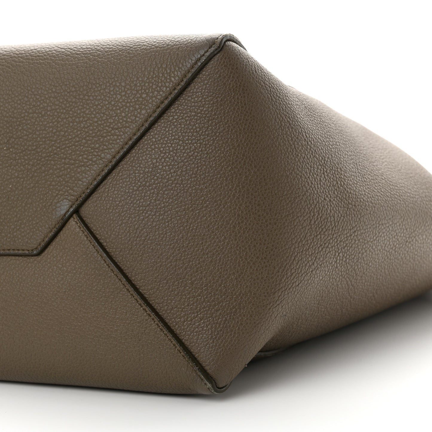 Soft Grained Calfskin Small Belt Cabas Phantom Taupe