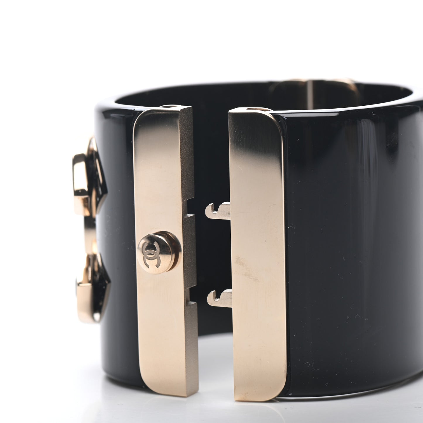 Resin Lambskin CC Cuff Black