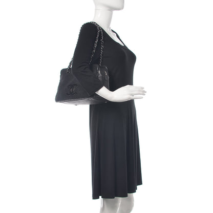 Chanel Calfskin Small Diamond Stitch Tote Black 2 of 13