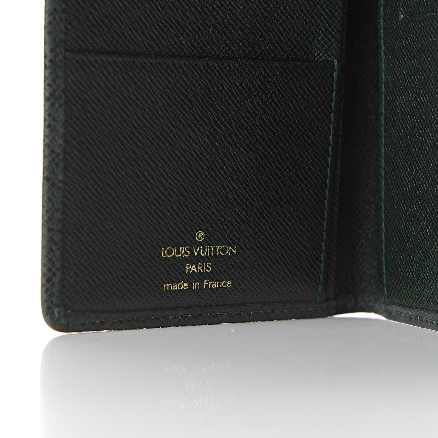 Taiga European Checkbook and Card Holder Epicea