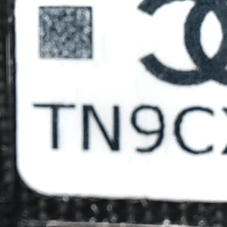 Chanel Caviar Quilted Card Holder Black 8 of 9