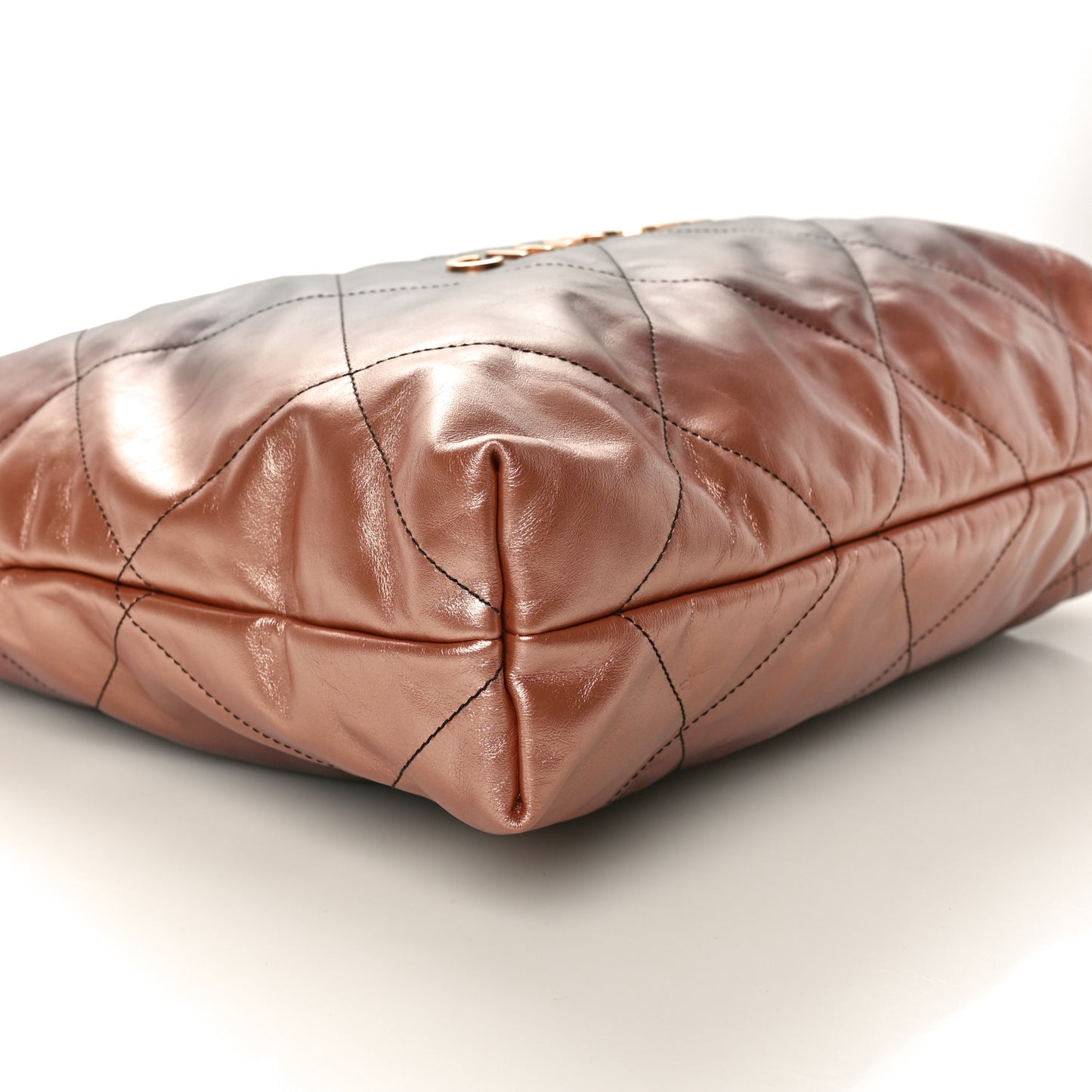 Metallic Shaded Calfskin Quilted Chanel 22 Bronze Black