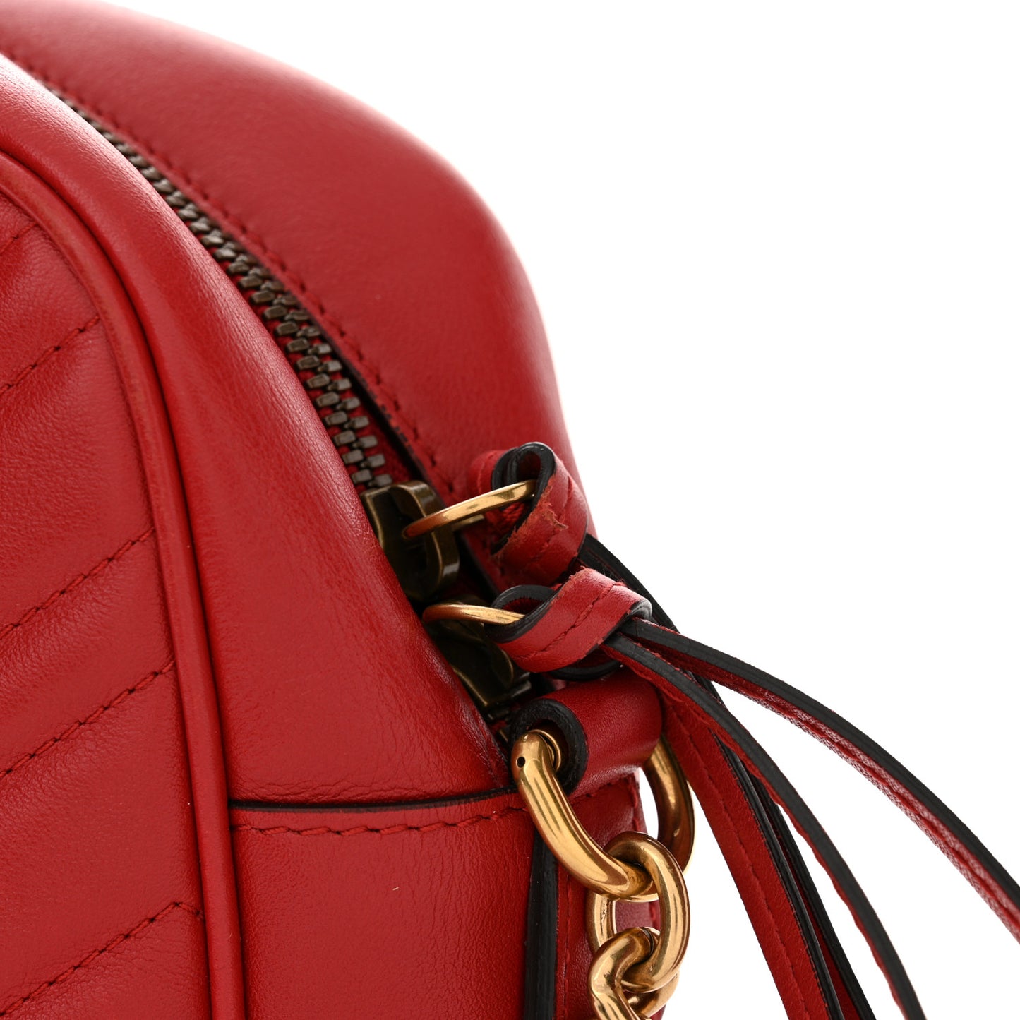 Calfskin Matelasse Medium GG Marmont Chain Shoulder Bag Hibiscus Red