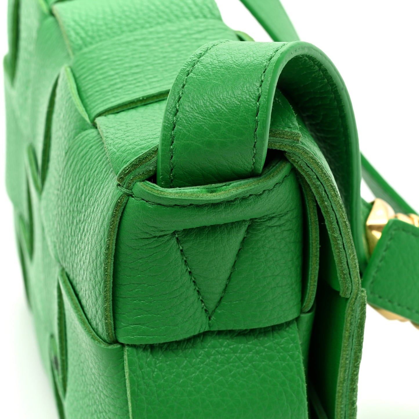 Grained Calfskin Maxi Intrecciato Cassette Crossbody Bag Parakeet
