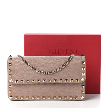 Valentino Garavani Pebbled Calfskin Rockstud Flap Wallet On Chain Poudre 10 of 10