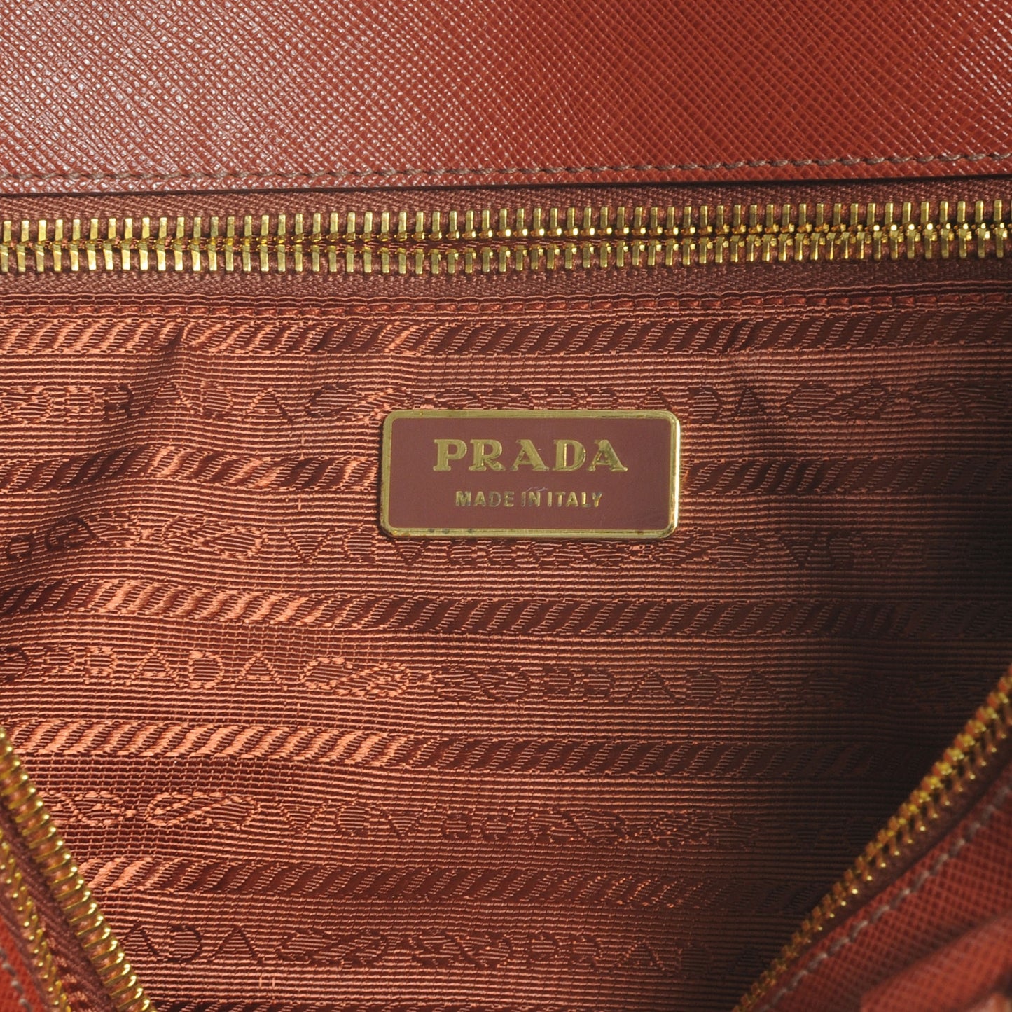 Saffiano Lux Tote Fuoco