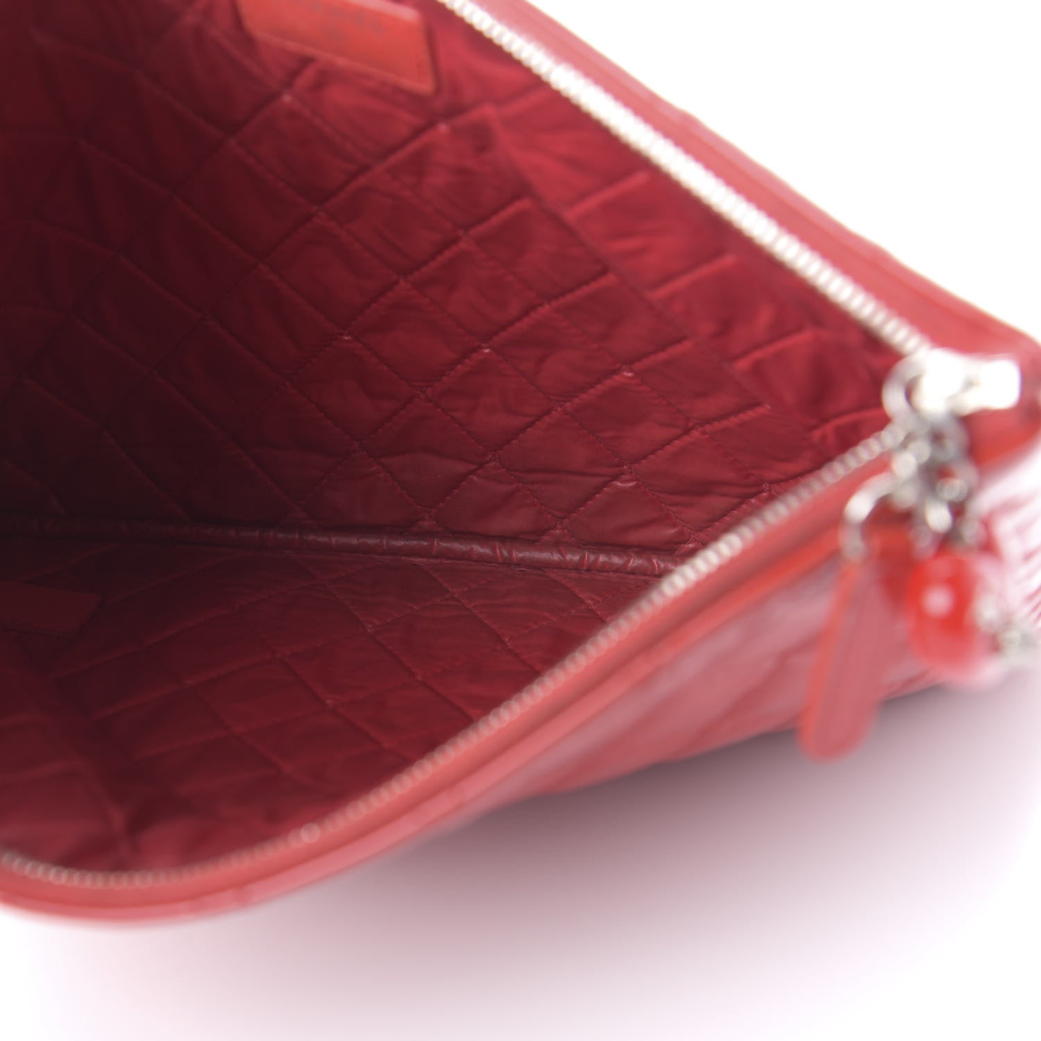 Chanel Patent Calfskin Quilted Valentine Hearts Medium O Cosmetic Case Red 5 of 10