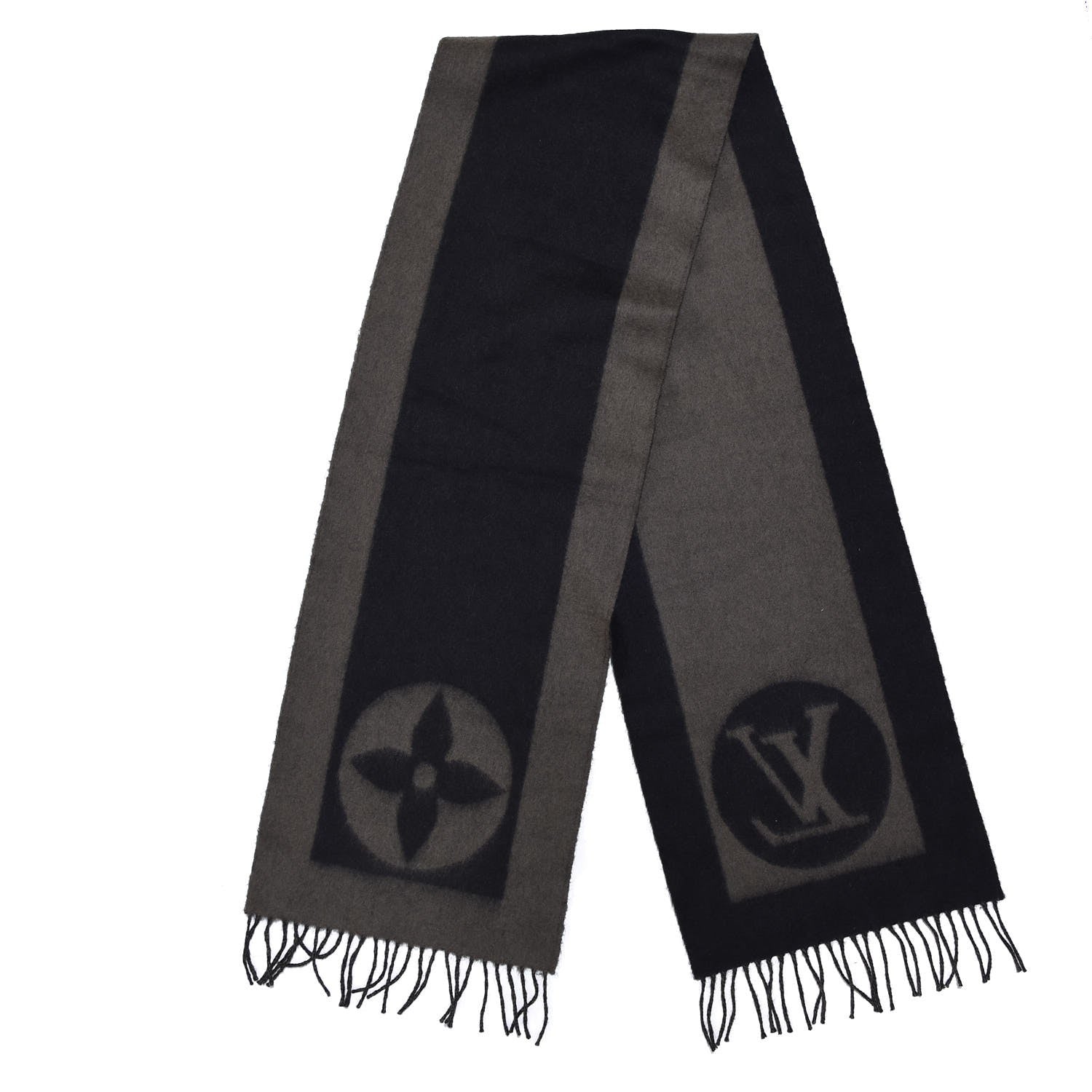 Louis Vuitton Lambswool Angora Cardiff Scarf 3 of 4