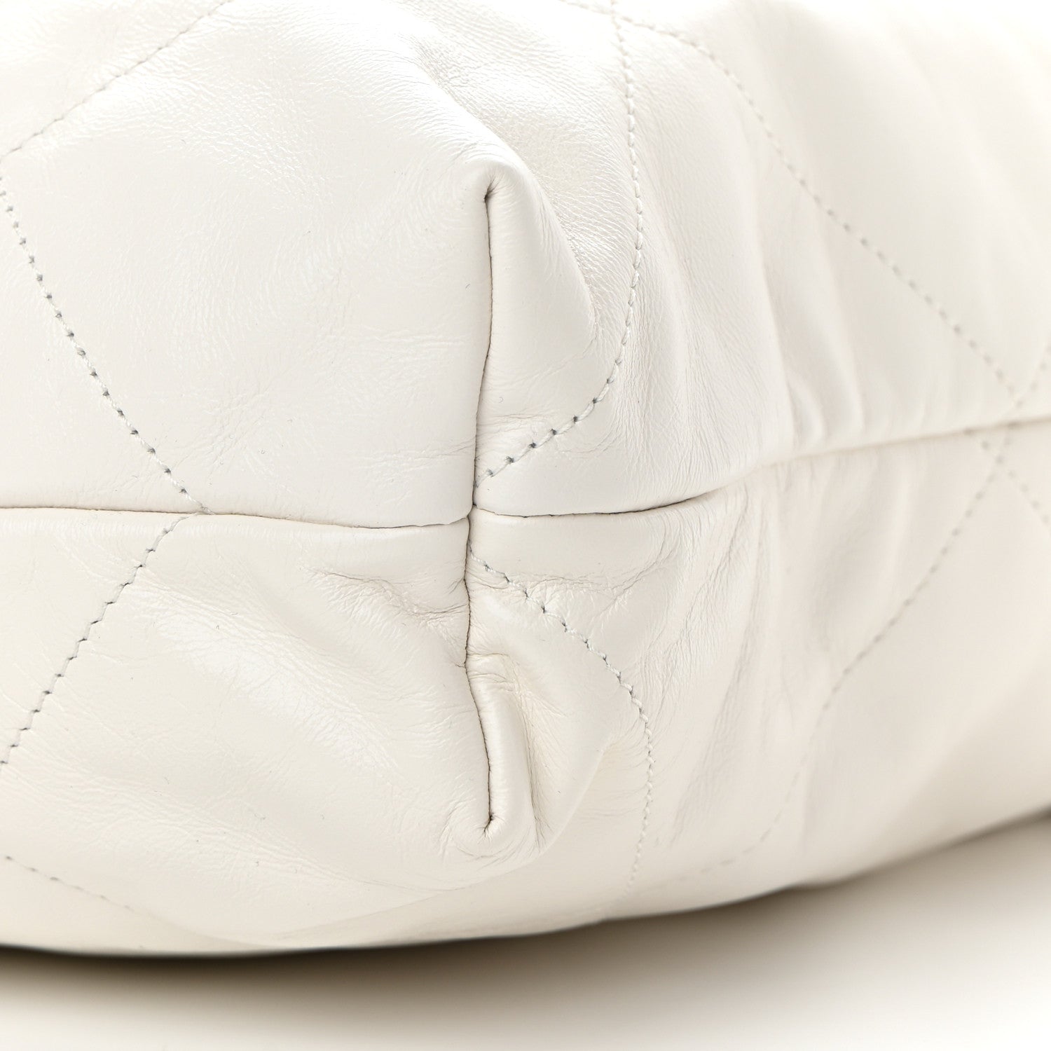 Chanel Shiny Calfskin Quilted Chanel 22 White 11 of 12