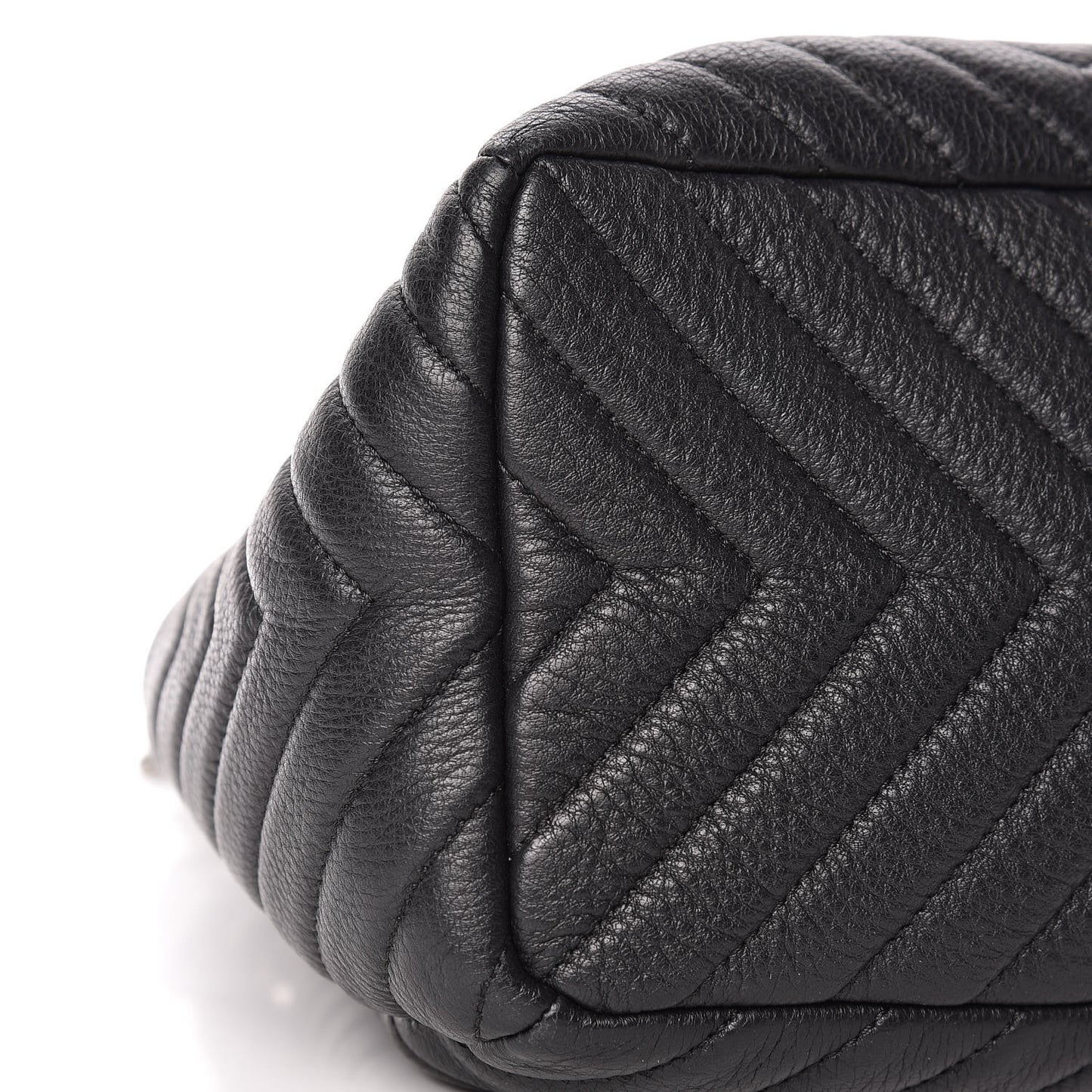 Deerskin Chevron Small CC Chain Bucket Drawstring Bag Black