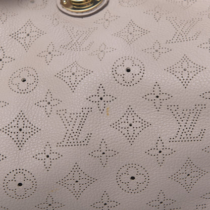 Louis Vuitton Mahina XL Sable 6 of 9