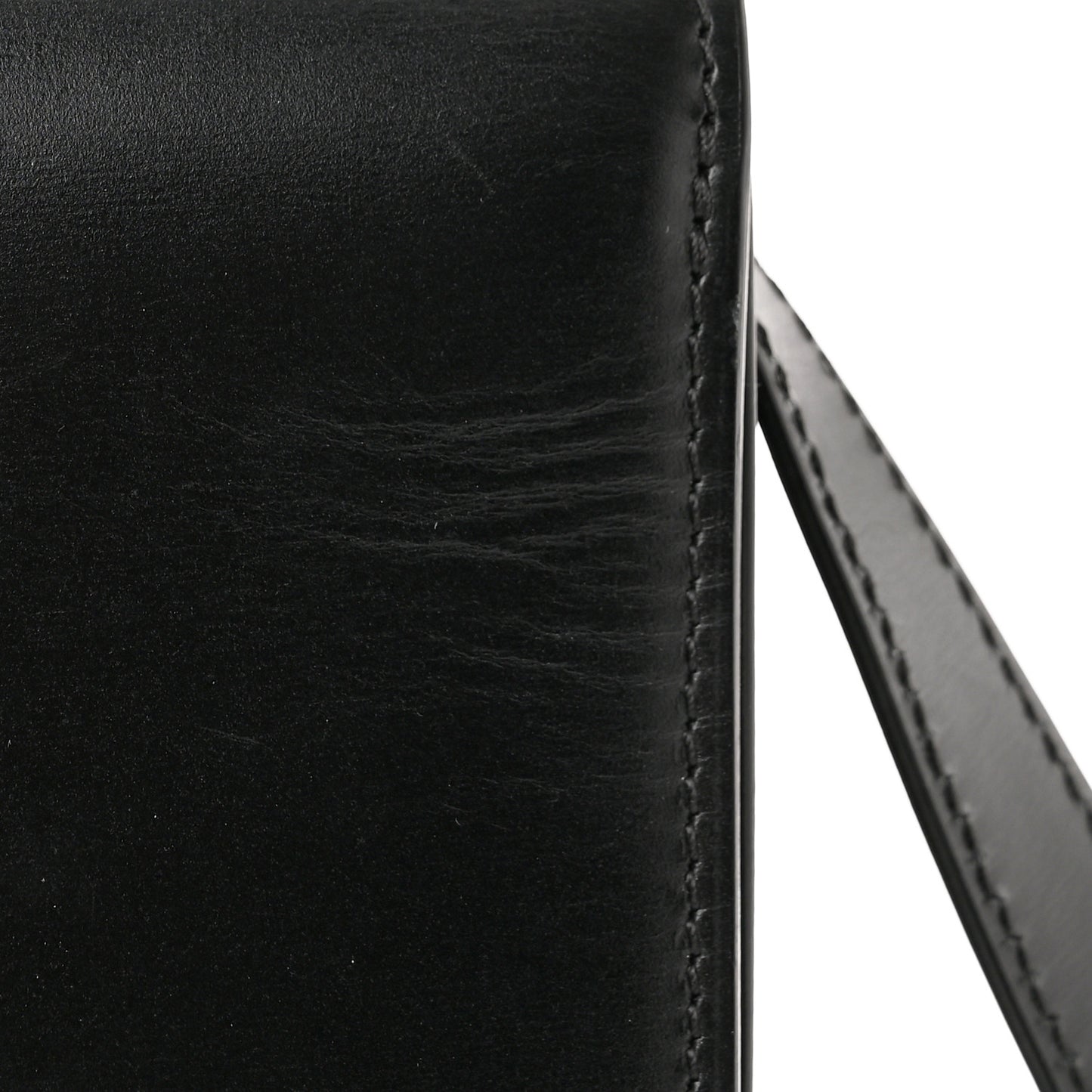 Box Calfskin Medium Classic Box Flap Bag Black