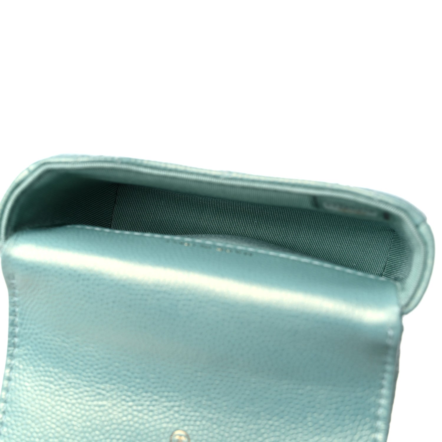 Chanel Iridescent Caviar Quilted Pearl On Top Coin Purse With Chain Light Green 5 of 11