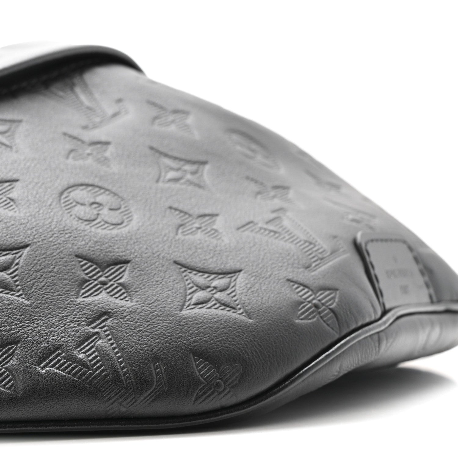 Louis Vuitton Calfskin Monogram Shadow Discovery Bumbag Black 8 of 10