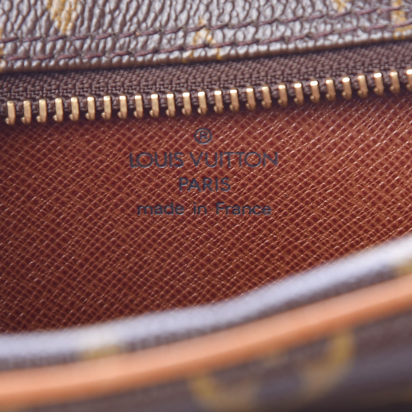 Monogram Amazone