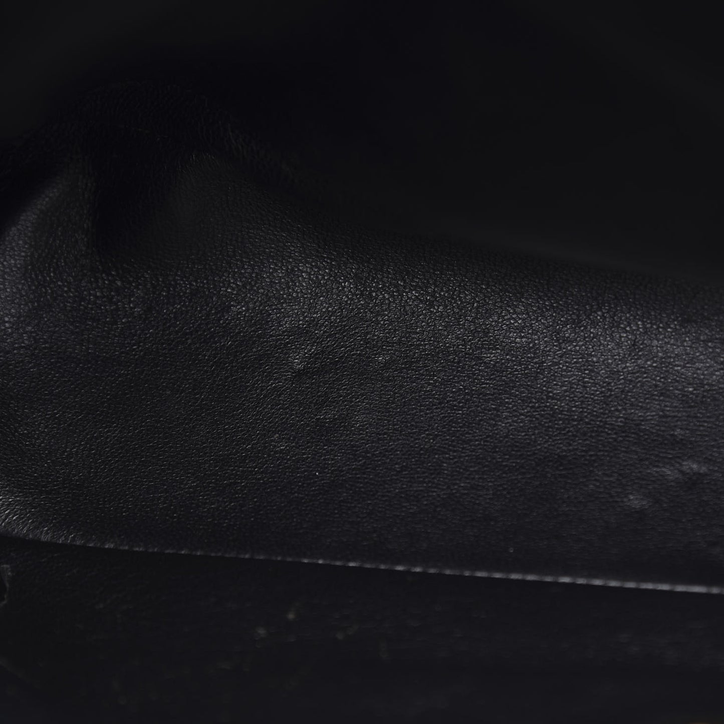 Caviar Quilted Maxi Single Flap Black