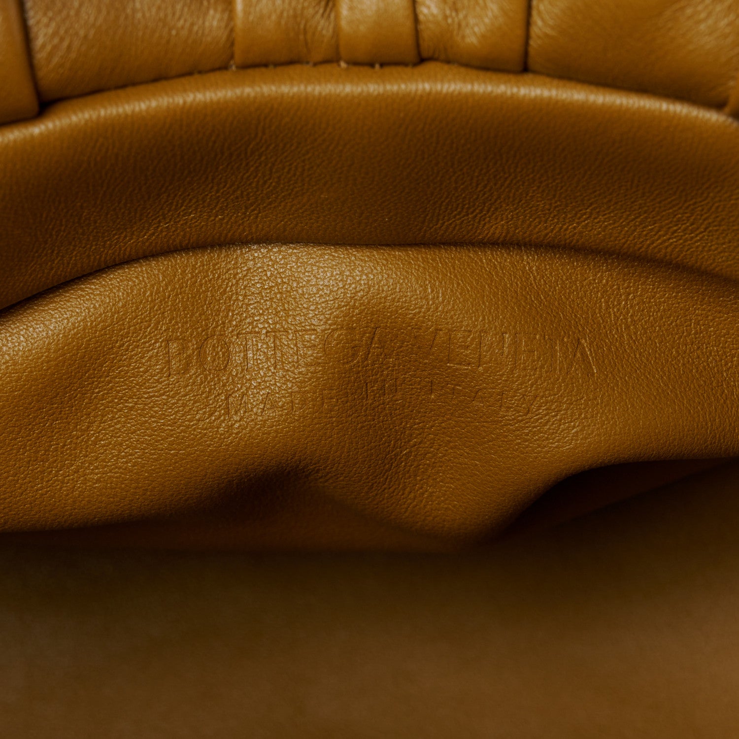 Bottega Veneta Calfskin The Pouch Chain Moutarde 6 of 10