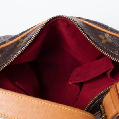 Louis Vuitton Monogram Croissant MM 8 of 9