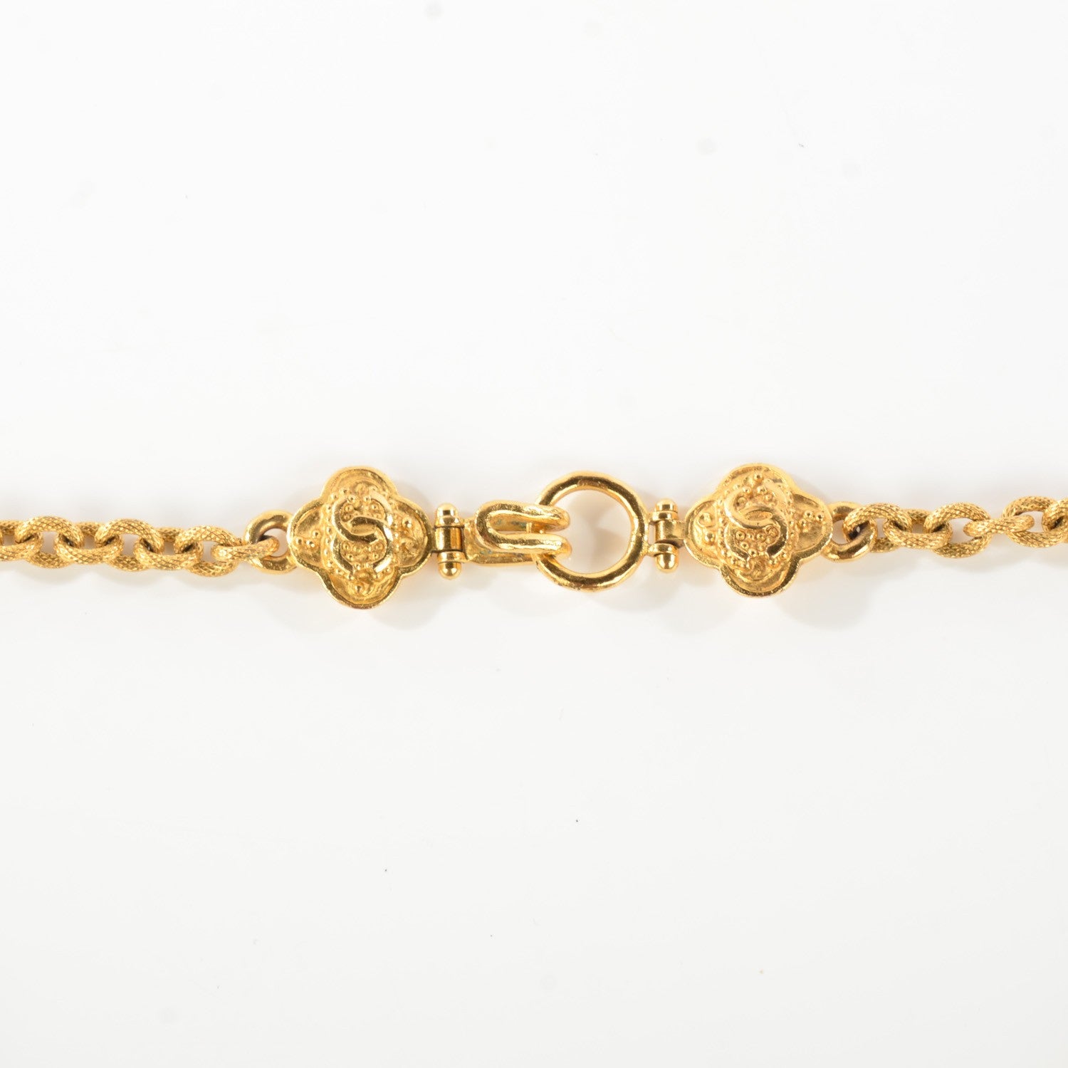 Chanel Resin CC Clover Necklace Gold 4 of 5