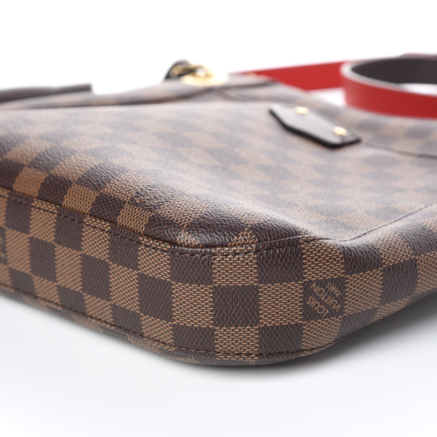 Louis Vuitton Damier Ebene South Bank Besace 9 of 9