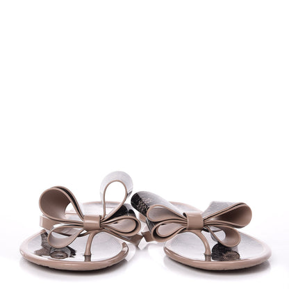 Valentino Garavani PVC Jelly Lace Print Bow Thong Sandals 40 Black Poudre 2 of 9