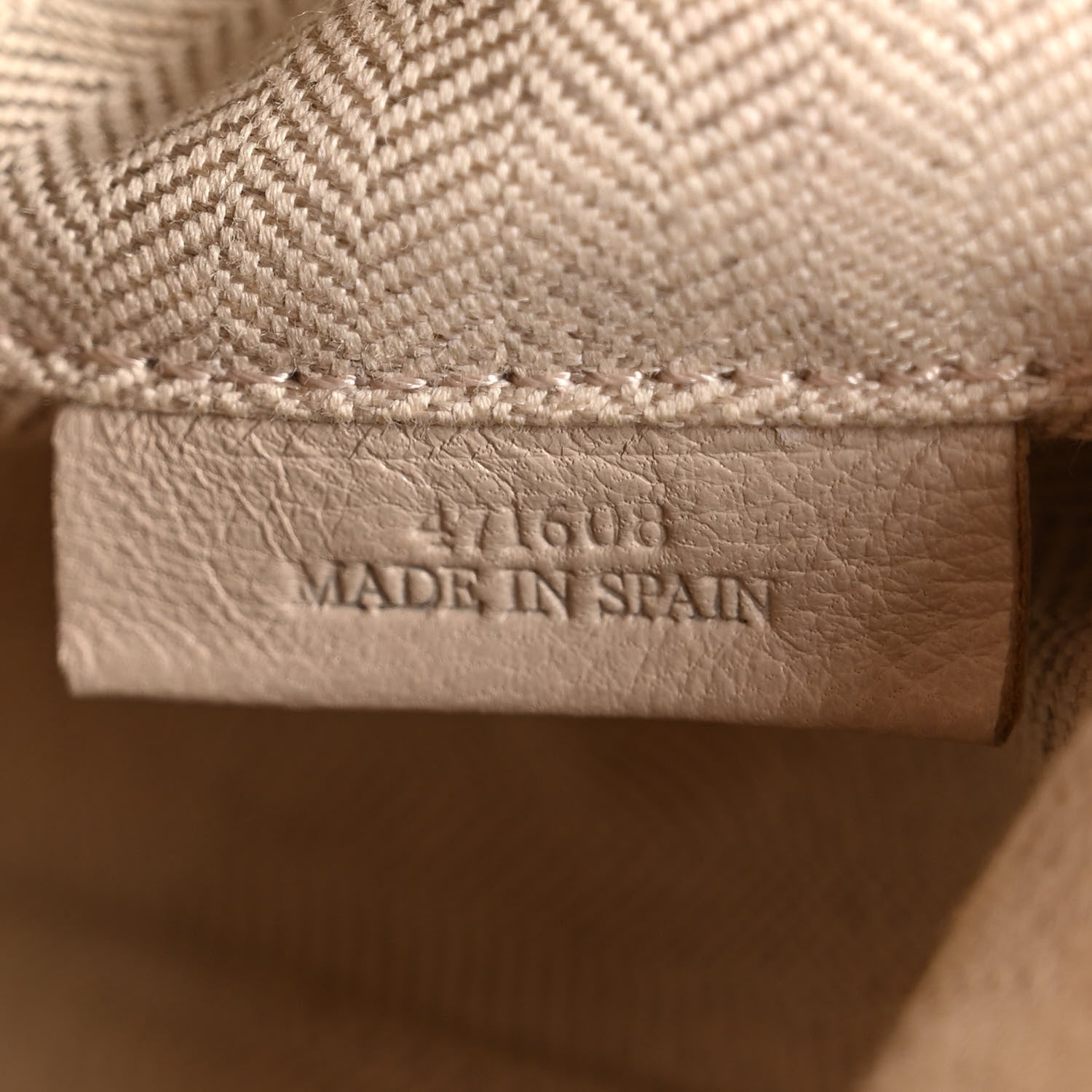 Loewe Calfskin Medium Puzzle Bag Tan 7 of 15