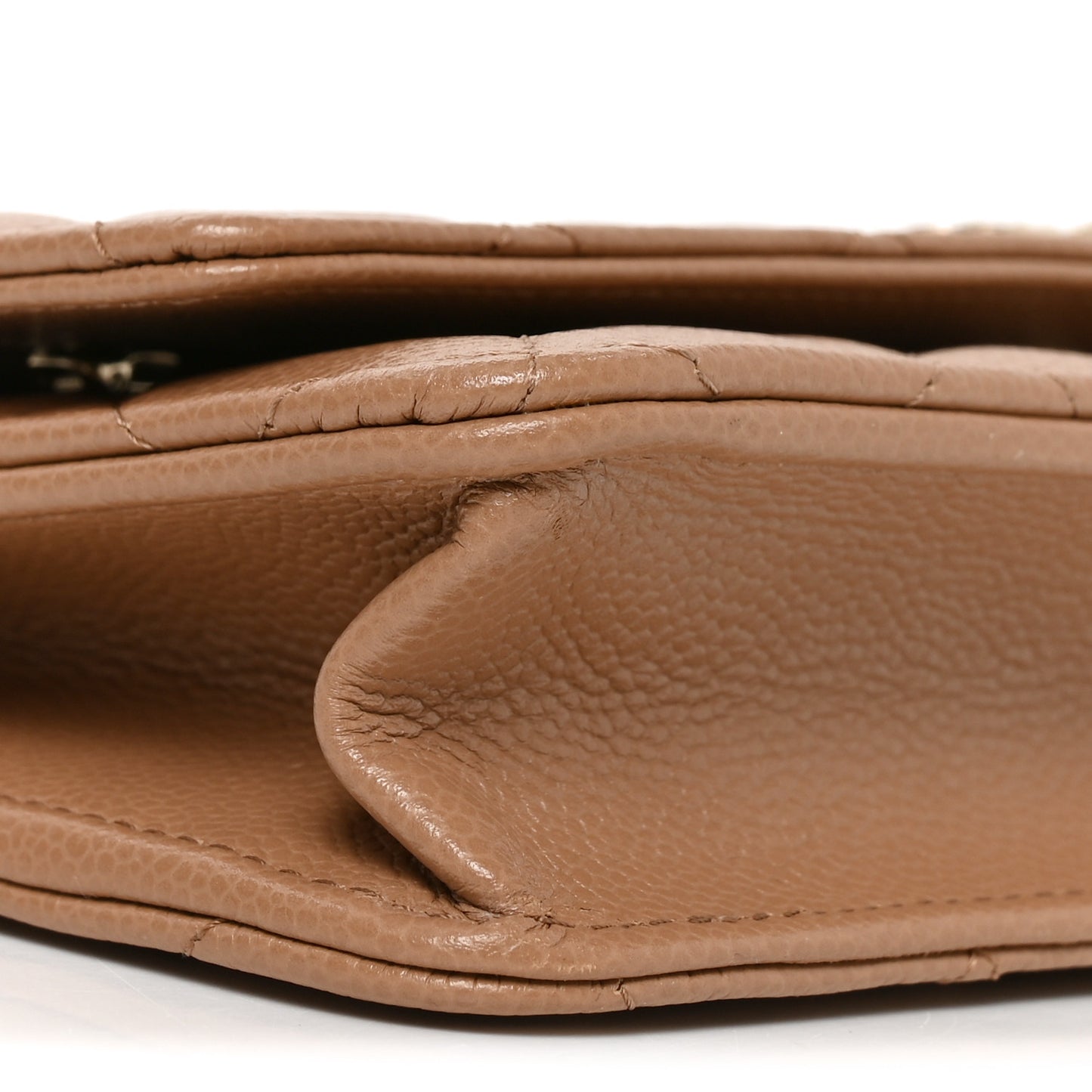 Caviar Quilted Multi Chain Wallet On Chain WOC Beige