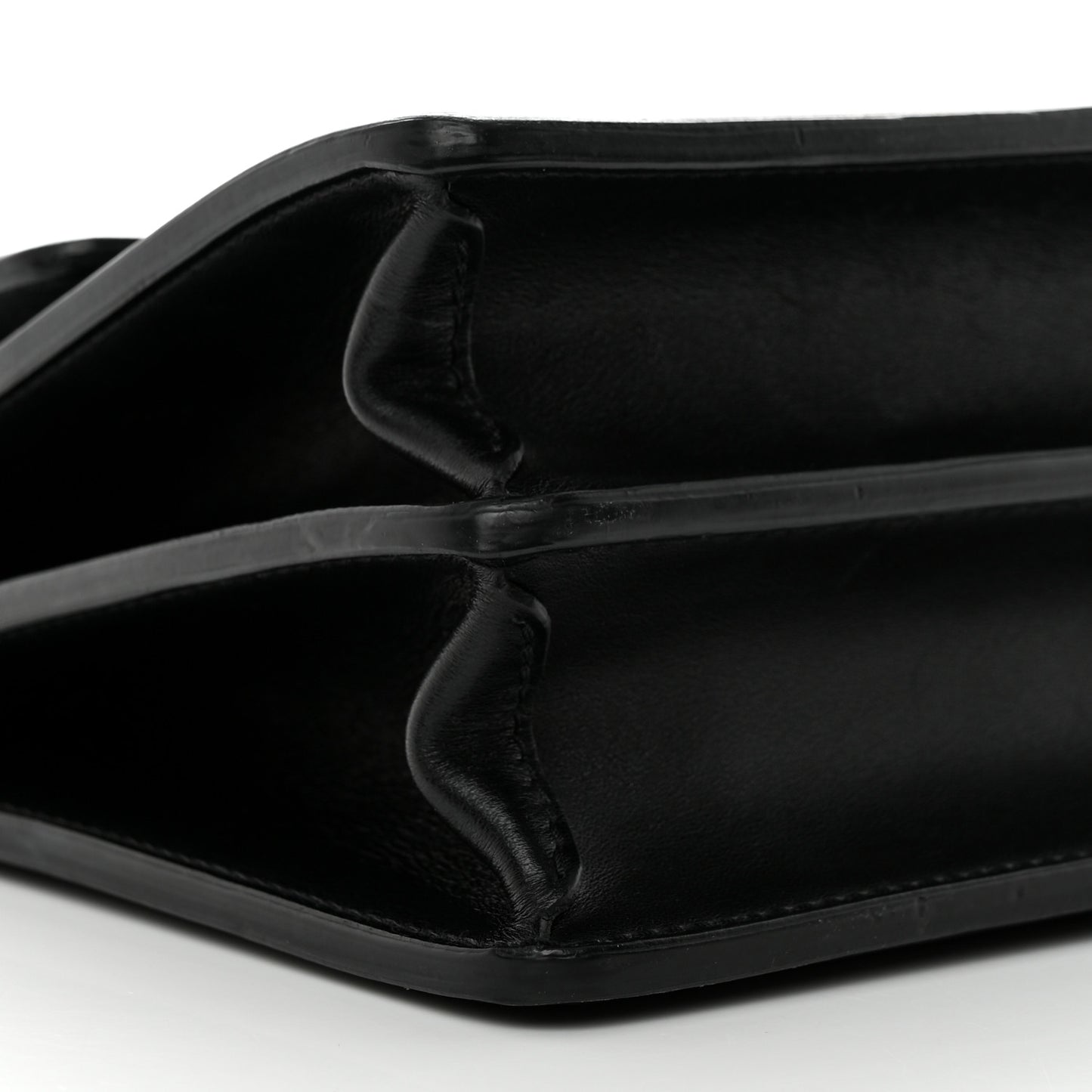 Epi Dauphine MM Blue Black