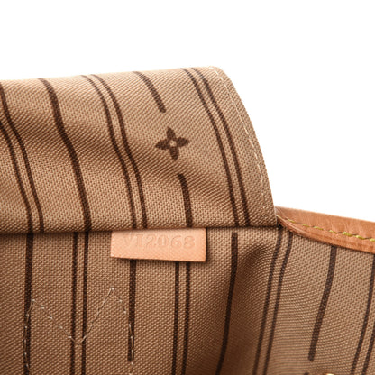 Louis Vuitton Monogram Neverfull MM 14 of 15