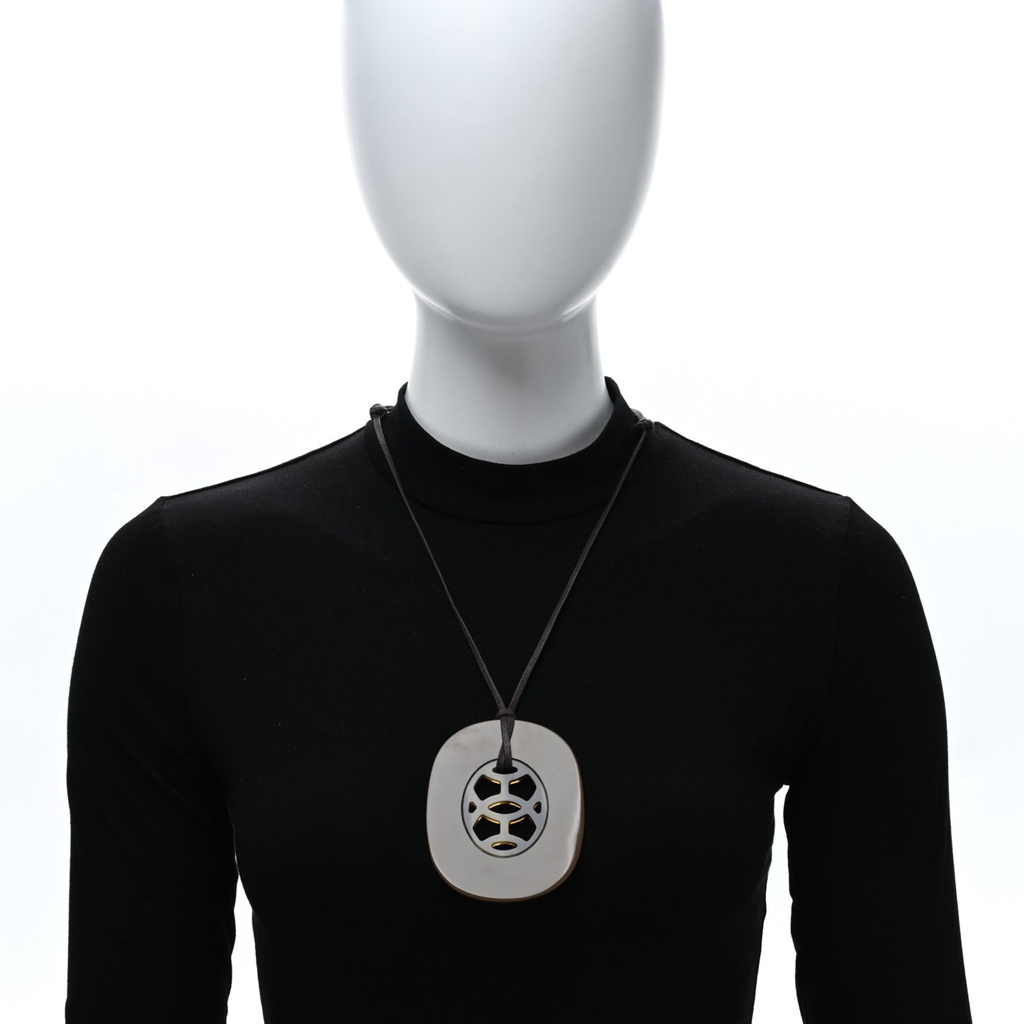 Lacquered Buffalo Horn Lift Necklace GM