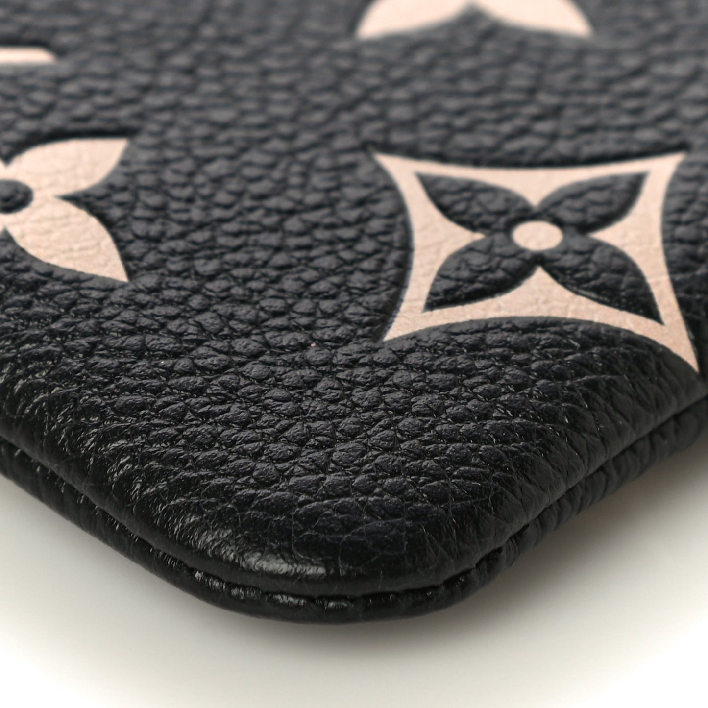 Empreinte Monogram Giant Key Pouch Black Beige