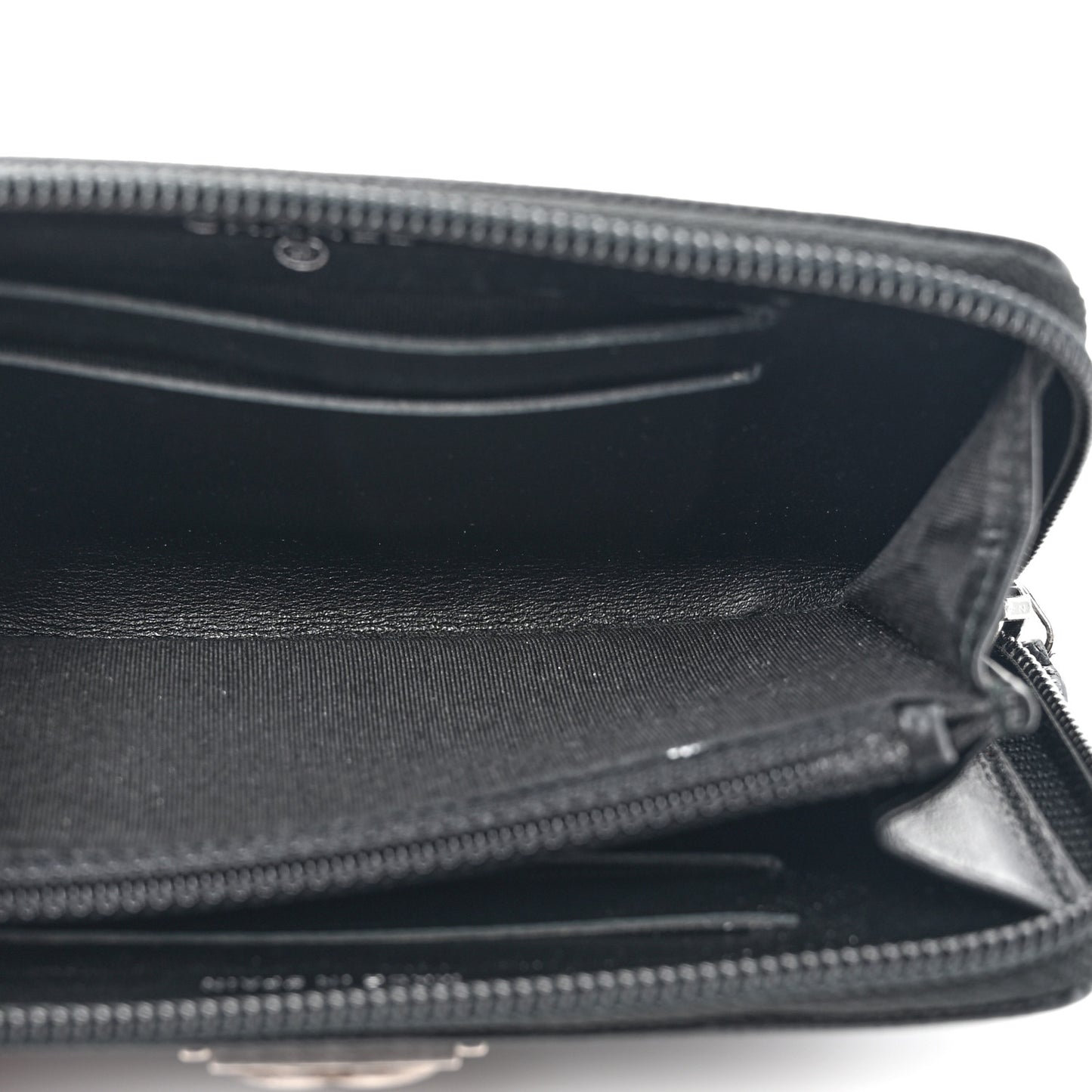 Caviar Quilted Small Boy Zip Around Wallet Black