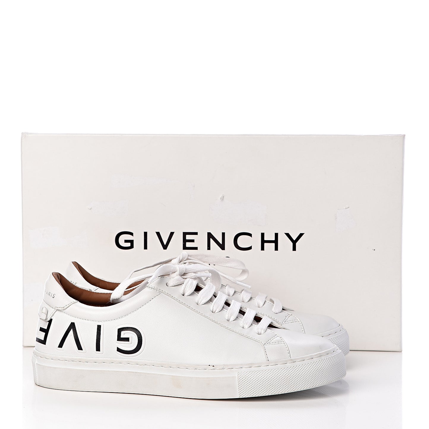 Calfskin Reverse Logo Womens Urban Street Sneakers 37 White