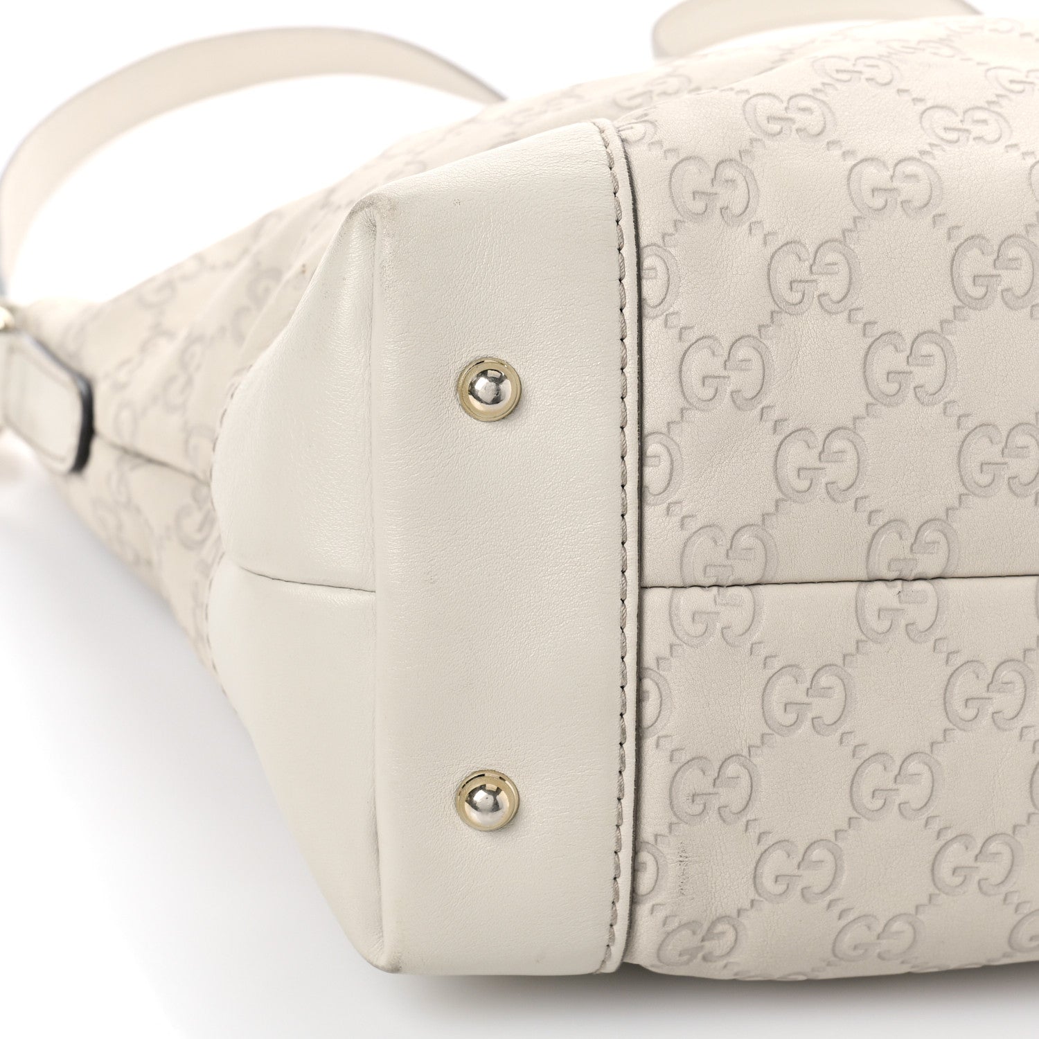 Gucci Guccissima Heart Bit Charm Top Handle Tote Off Off White 8 of 15