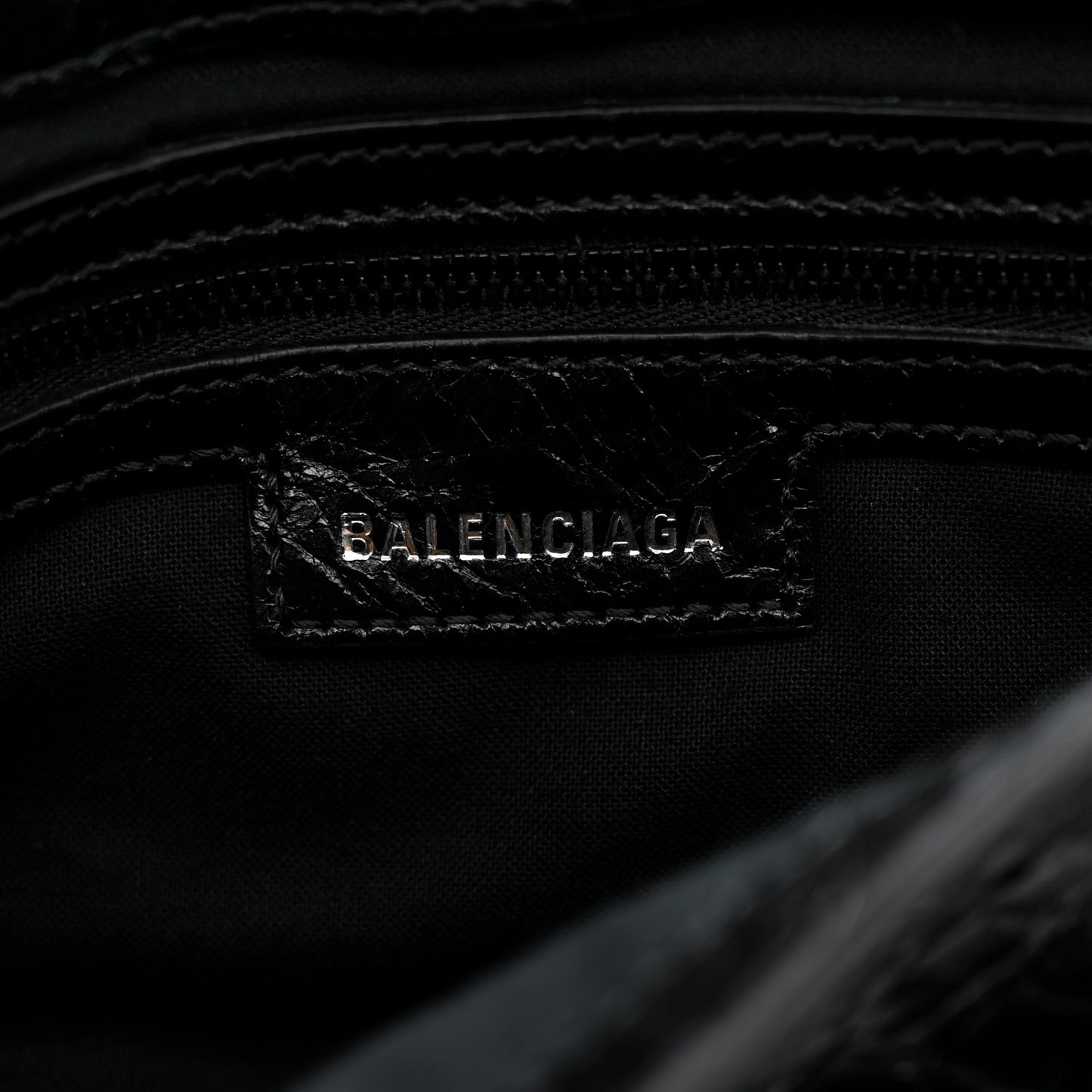 Agneau Arena XS Le Cagole Flap Bag Black