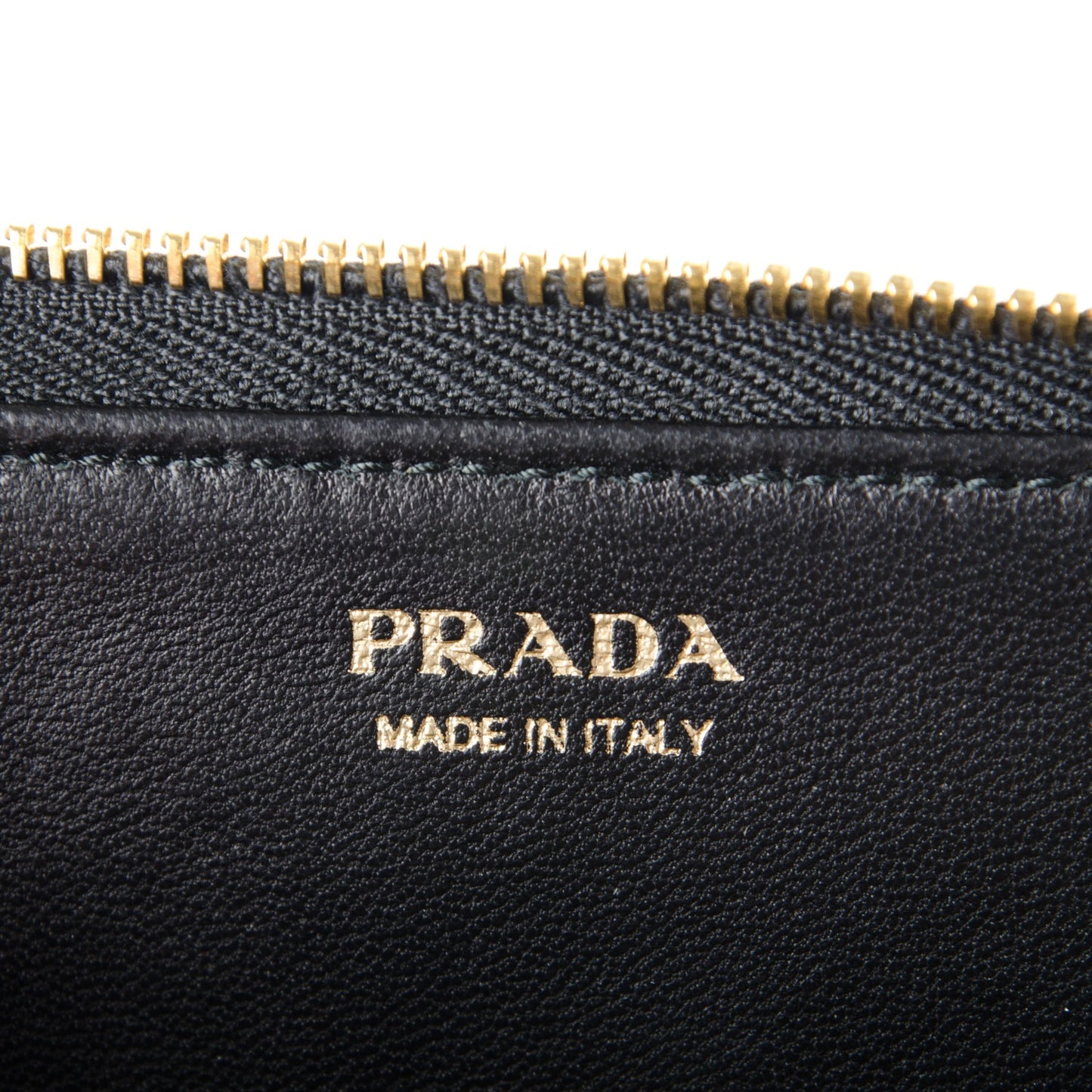 Saffiano Zip Key Pouch Nero Black