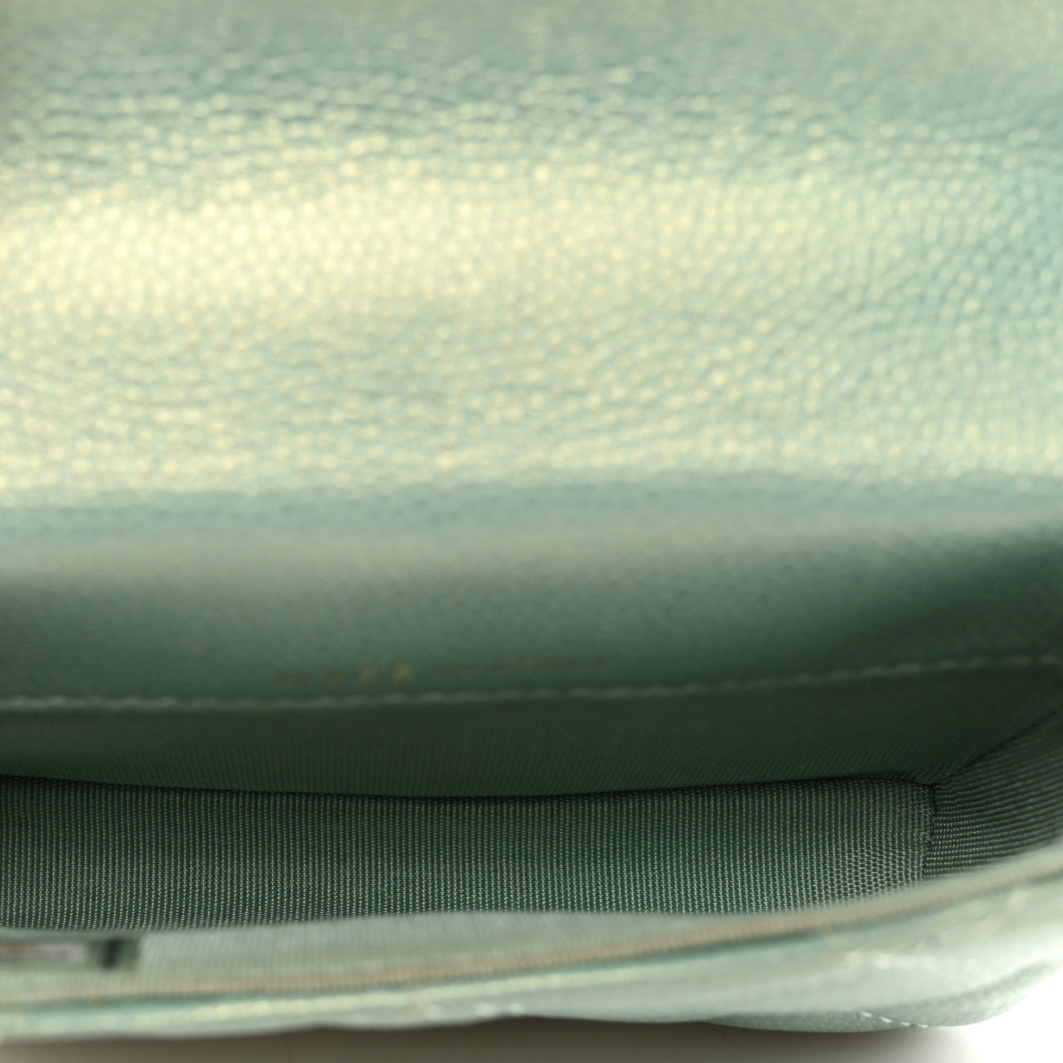 Chanel Iridescent Caviar Quilted Pearl On Top Coin Purse With Chain Light Green 5 of 9