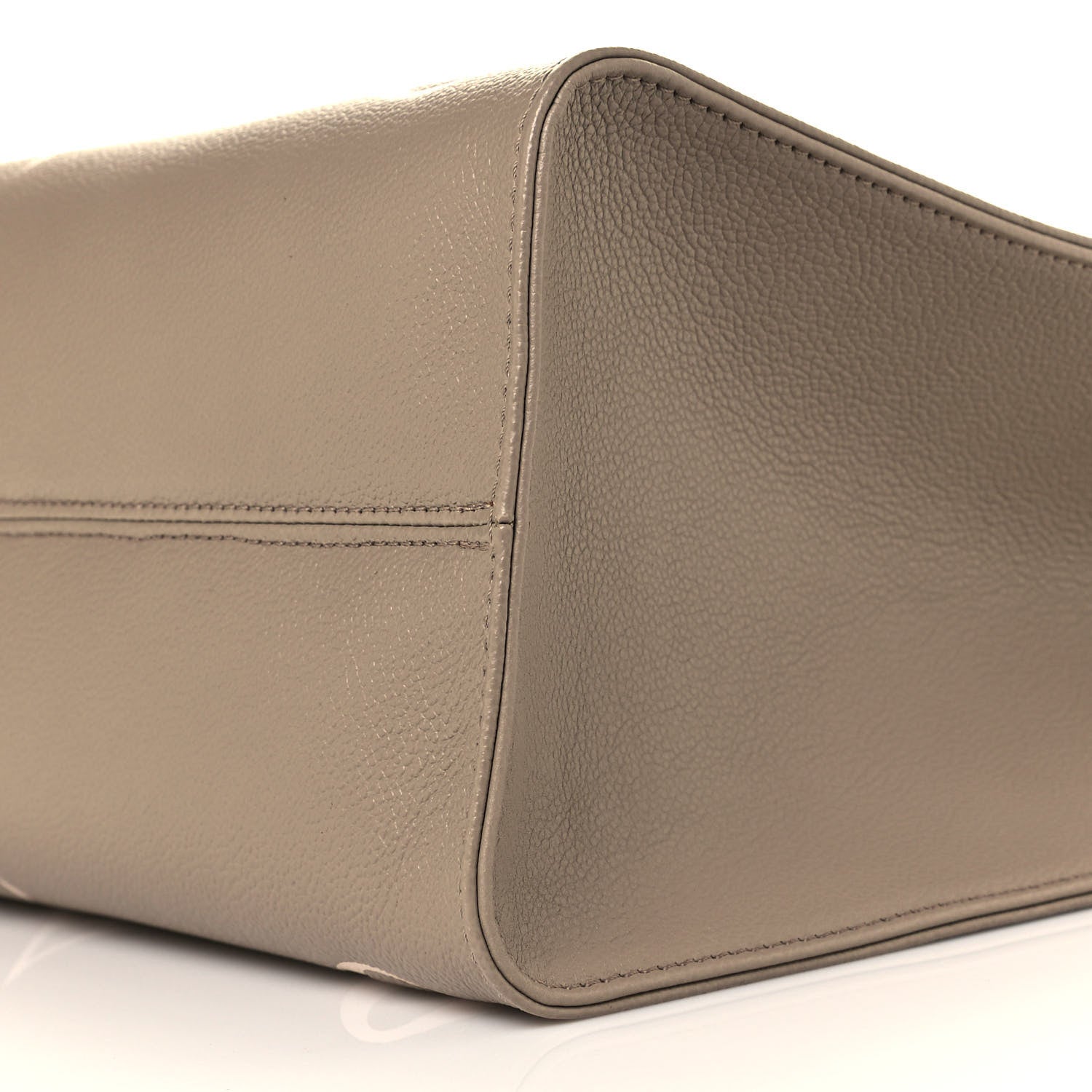 Louis Vuitton Empreinte Monogram Giant Onthego MM Tourterelle Creme 9 of 10