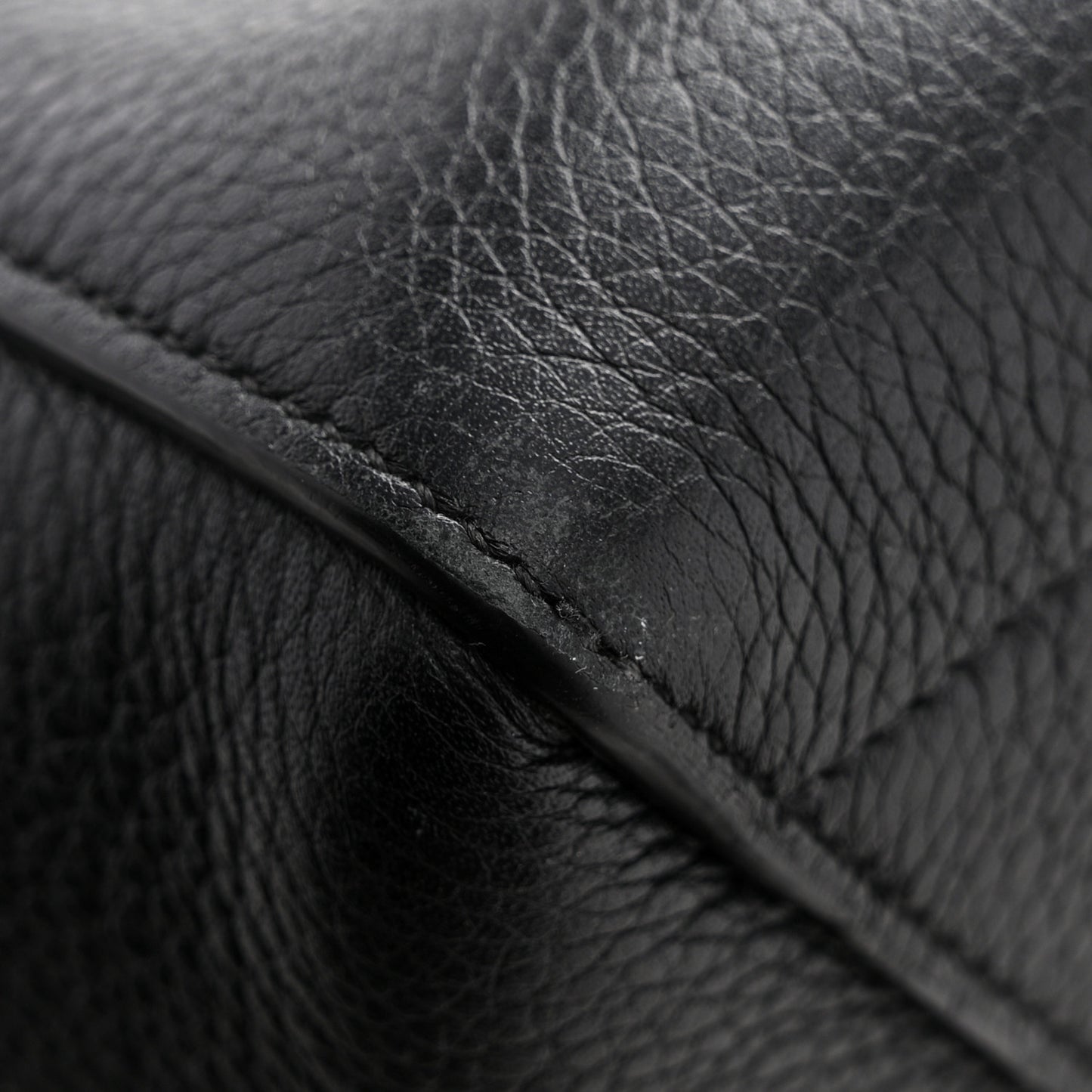 Soft Grained Calfskin Sangle Bucket Bag Black