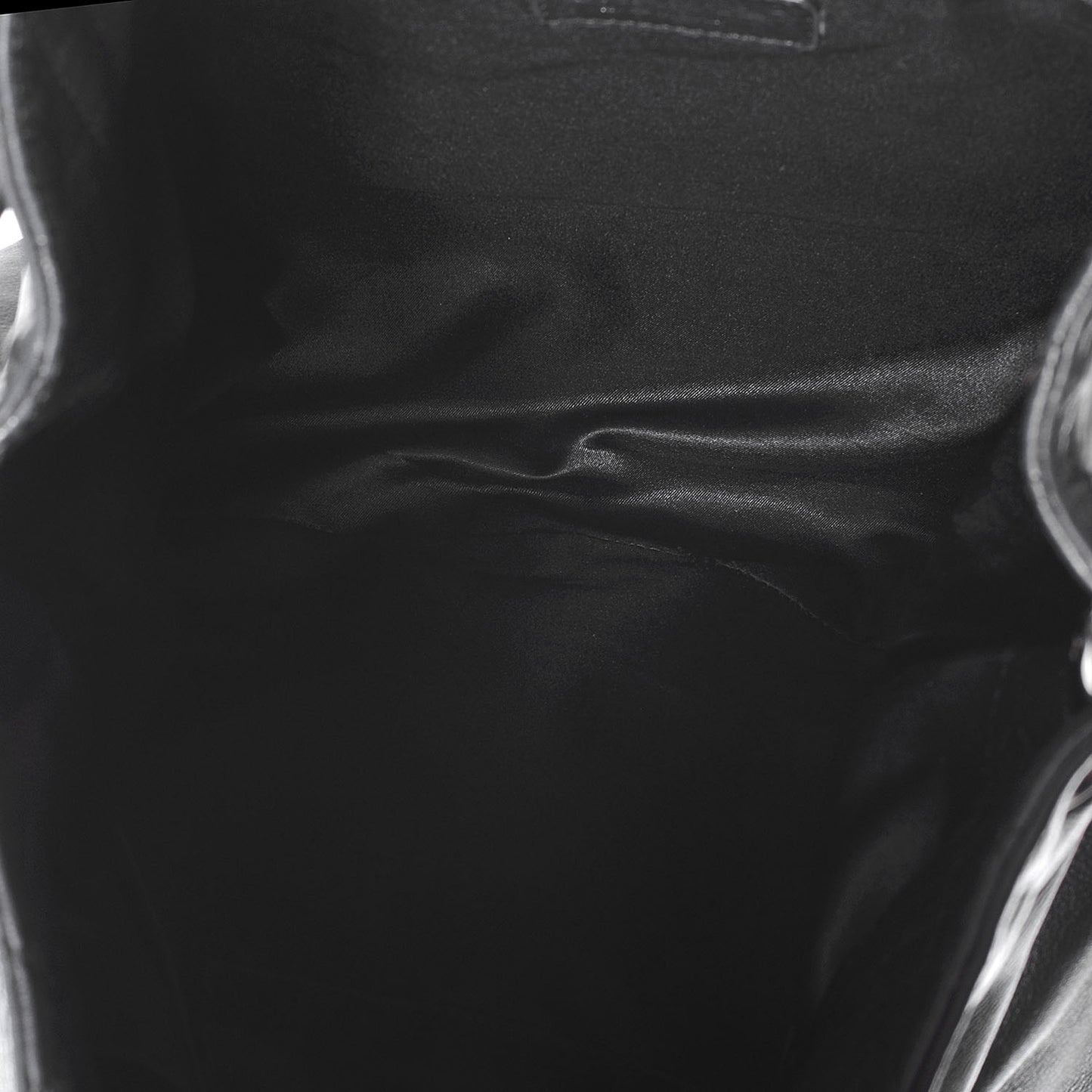 Lambskin Soft and Chain Large Hobo Black