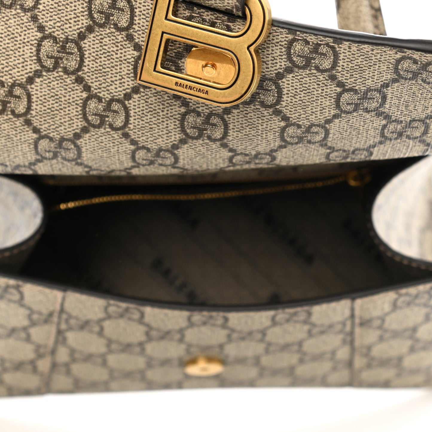 X GUCCI GG Supreme Monogram Small Hourglass Top Handle Bag Beige Ebony