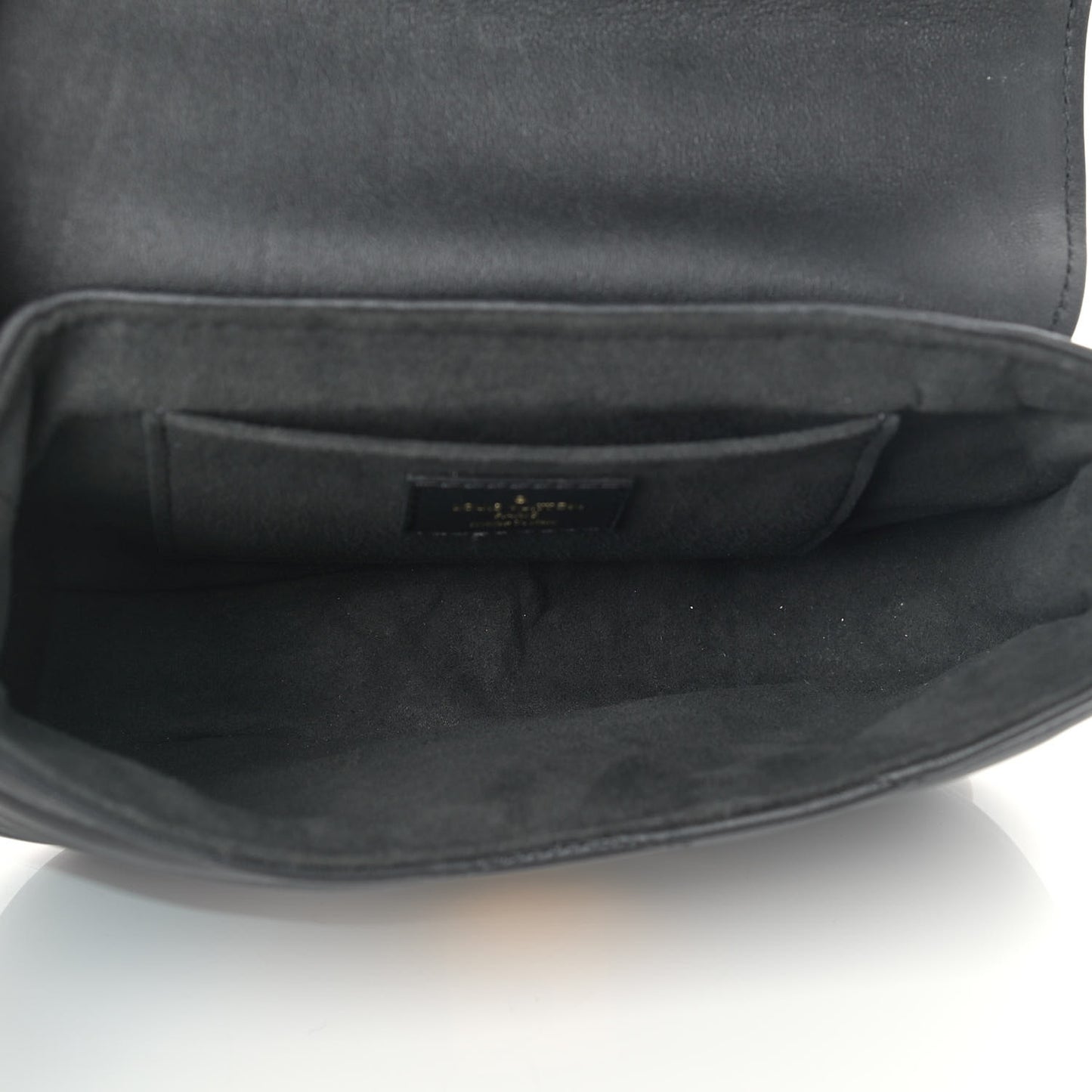 Calfskin New Wave Chain PM Black